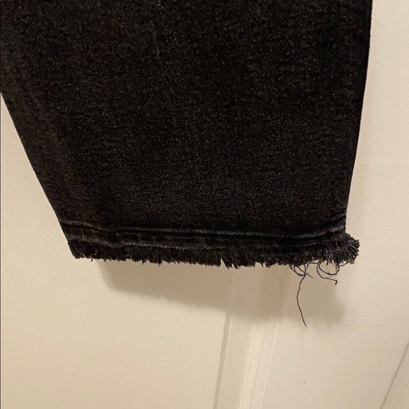 GAP Vintage Slim High Rise Jeans - black
Size 32/14 - Picture 5 of 5